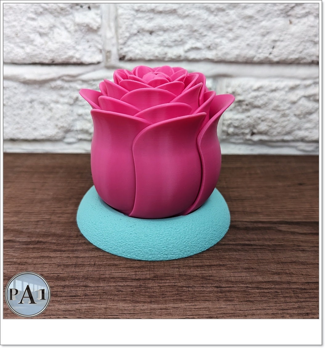 Illuminated Rose | 3D Printed | PLA Filament