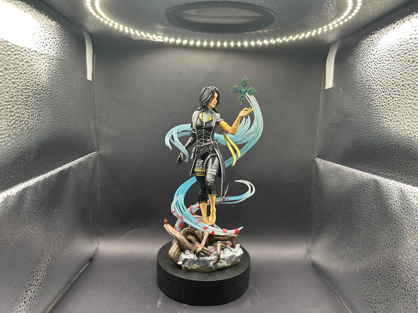 Lune Figurine – Clair Obscur Expedition 33 Fan Art | Painted or Unpainted Fantasy Model Kit | Collectible Gift | Some Assembly Required