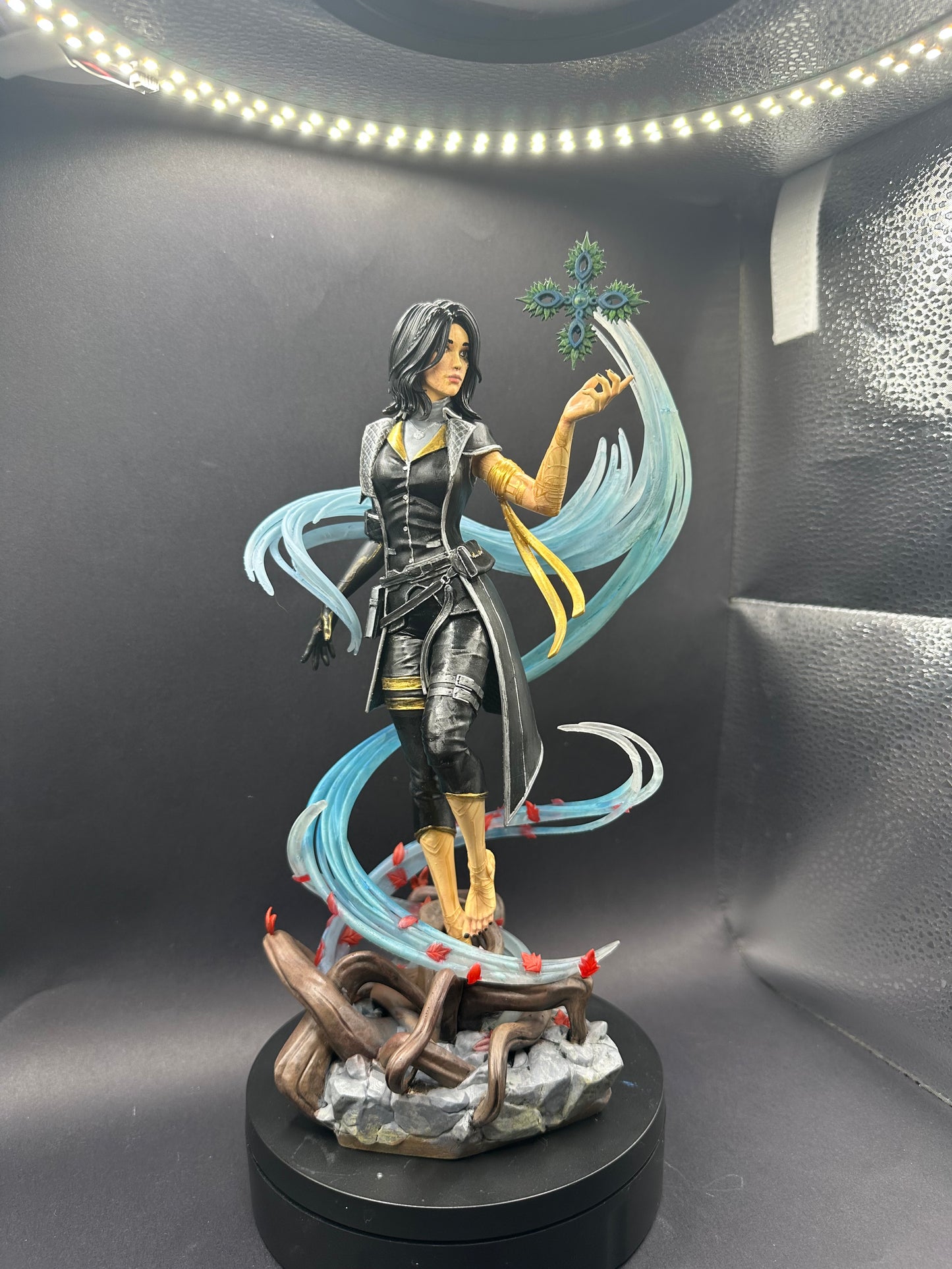 Lune Figurine – Clair Obscur Expedition 33 Fan Art | Painted or Unpainted Fantasy Model Kit | Collectible Gift | Some Assembly Required