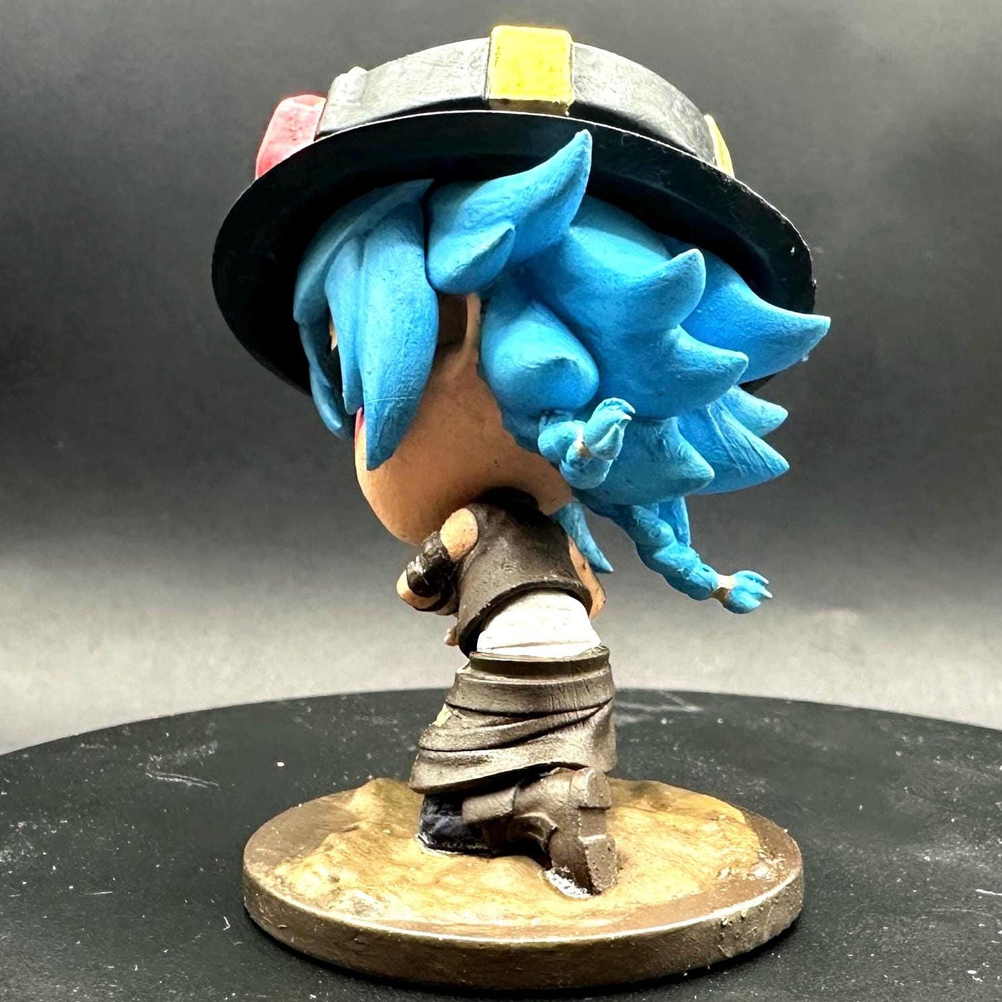 Isha Arcane Chibi Figurine