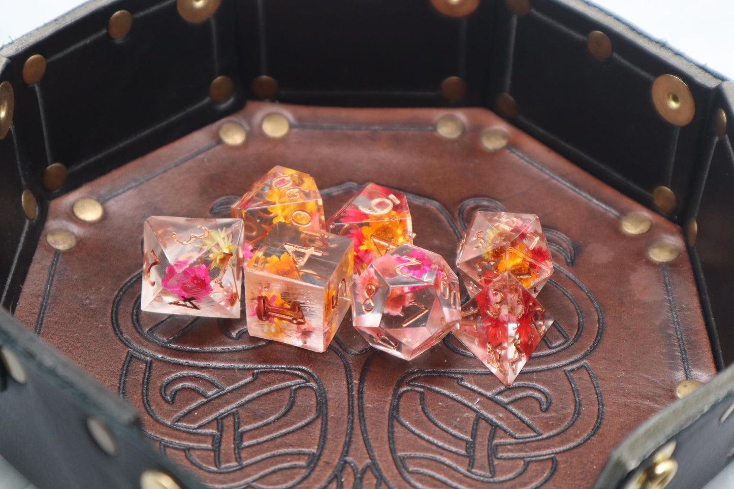Red Orange and Yellow Floral Resin Dice Set – Handmade DnD Dice – Botanical RPG Dice – Colorful TTRPG Gift – Vibrant Polyhedral Dice