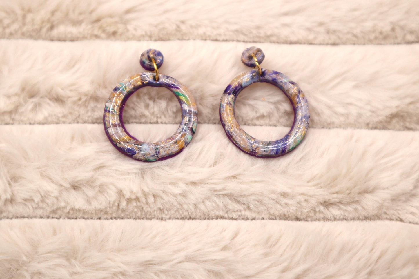 Circular Ring Purple Marble Dangle Earrings