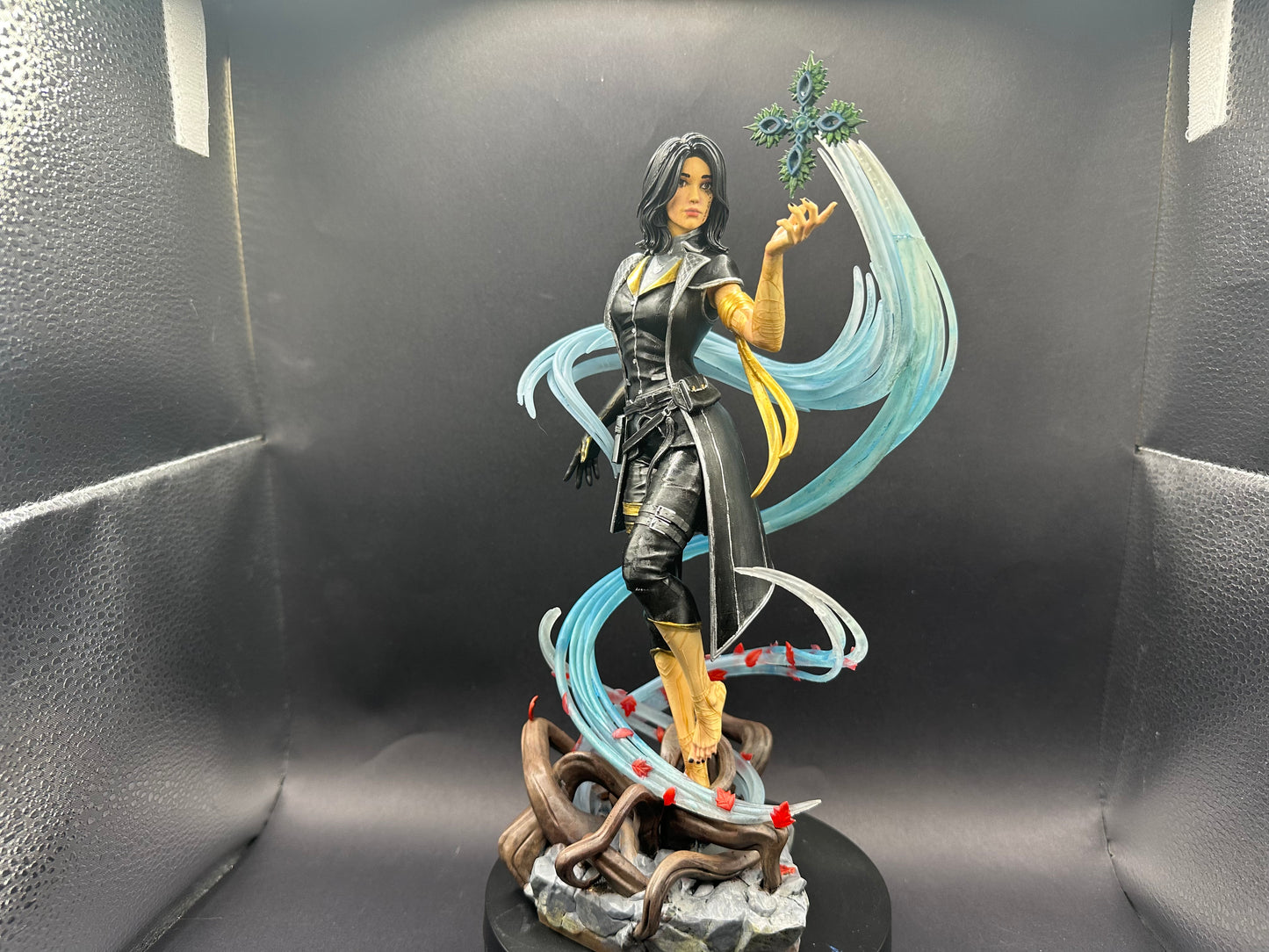 Lune Figurine – Clair Obscur Expedition 33 Fan Art | Painted or Unpainted Fantasy Model Kit | Collectible Gift | Some Assembly Required