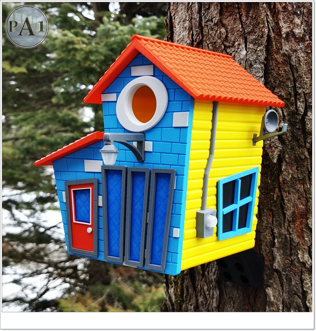 Toon Birdhouse