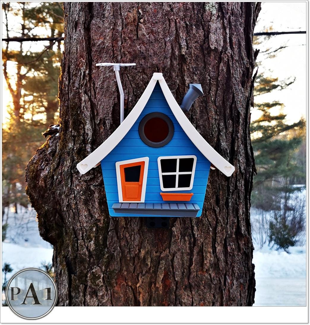 Toon Birdhouse