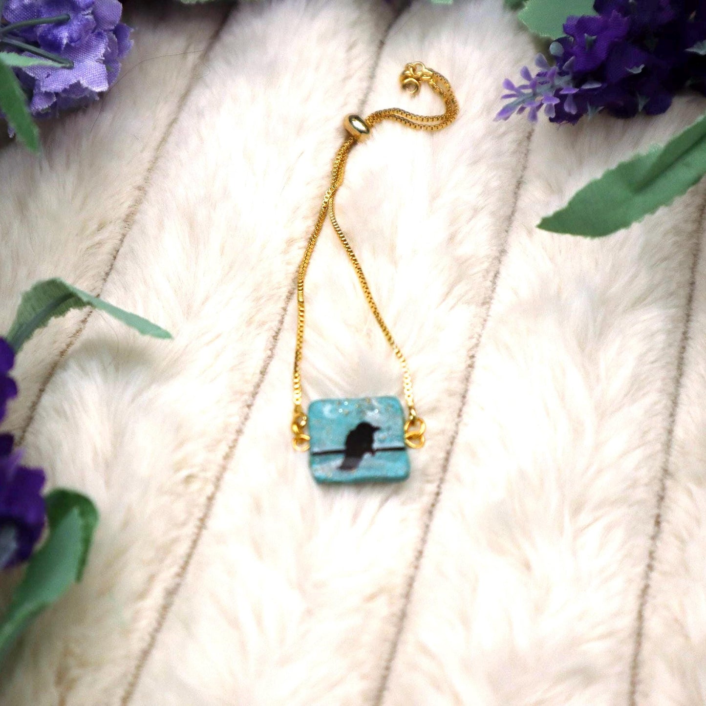 Adjustable Raven Pendant Bracelet | Gold plated Stainless Steel Adjustable Chain