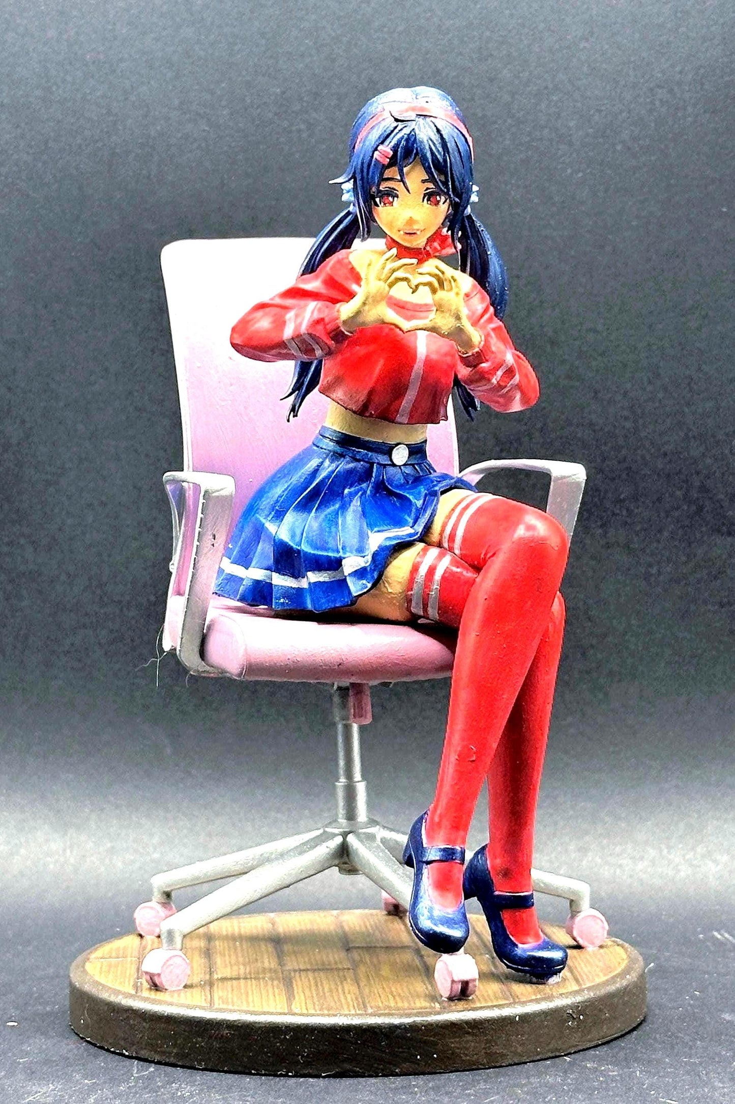 Creepy Robot Mita | SOME ASSEMBLY REQUIRED