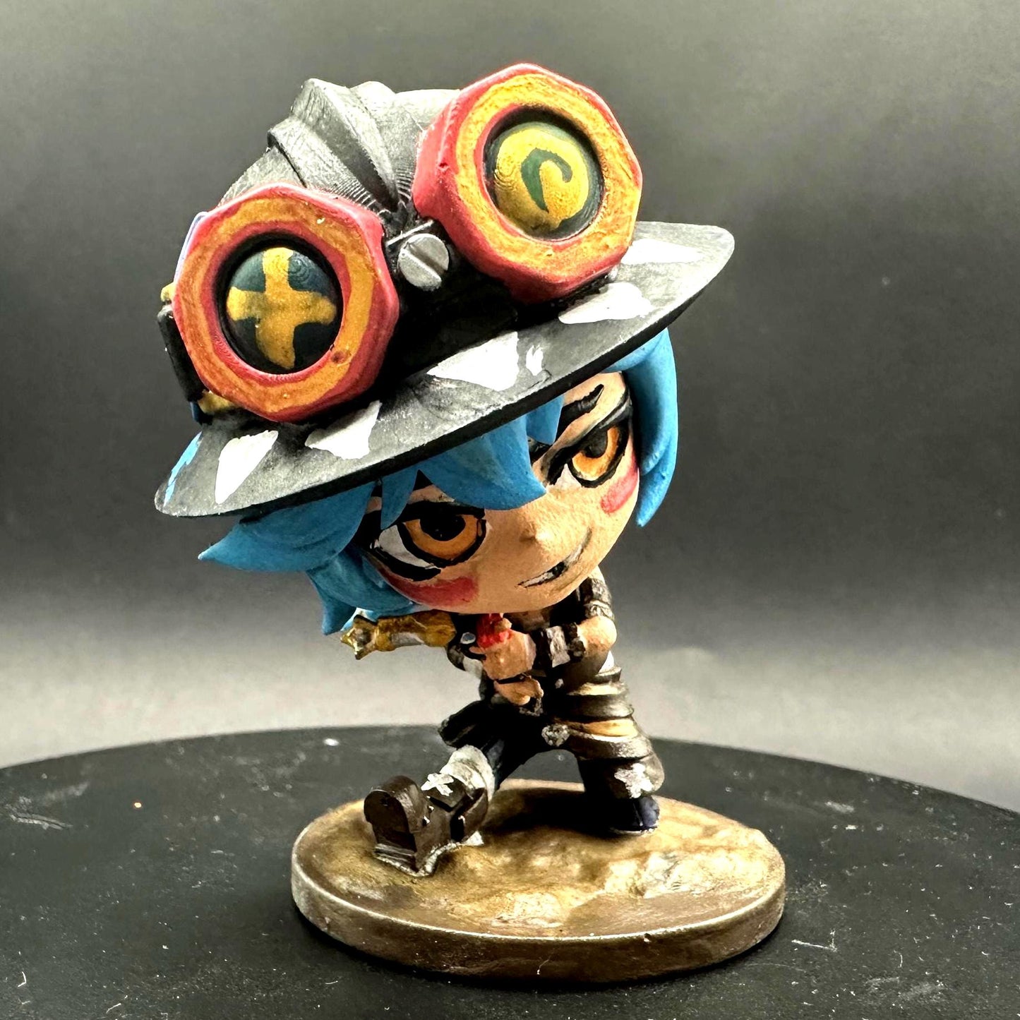 Isha Arcane Chibi Figurine