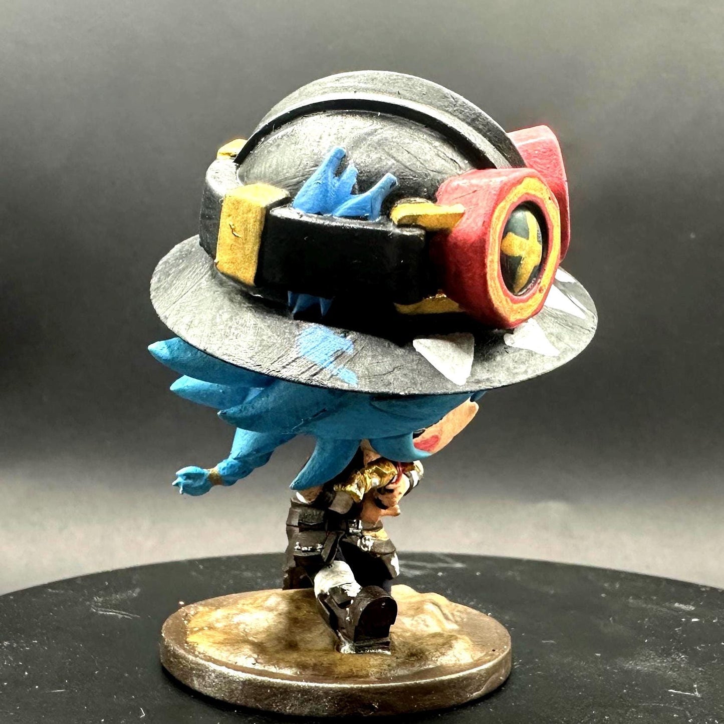 Isha Arcane Chibi Figurine